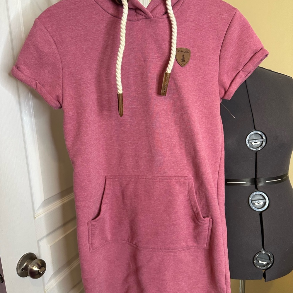 Nwot Wanakome Pink Hooded Dress with Front Pocket - Picture 4 of 14